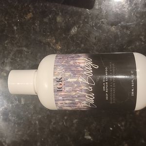 NEW IGK Bad & Bougie shampoo
